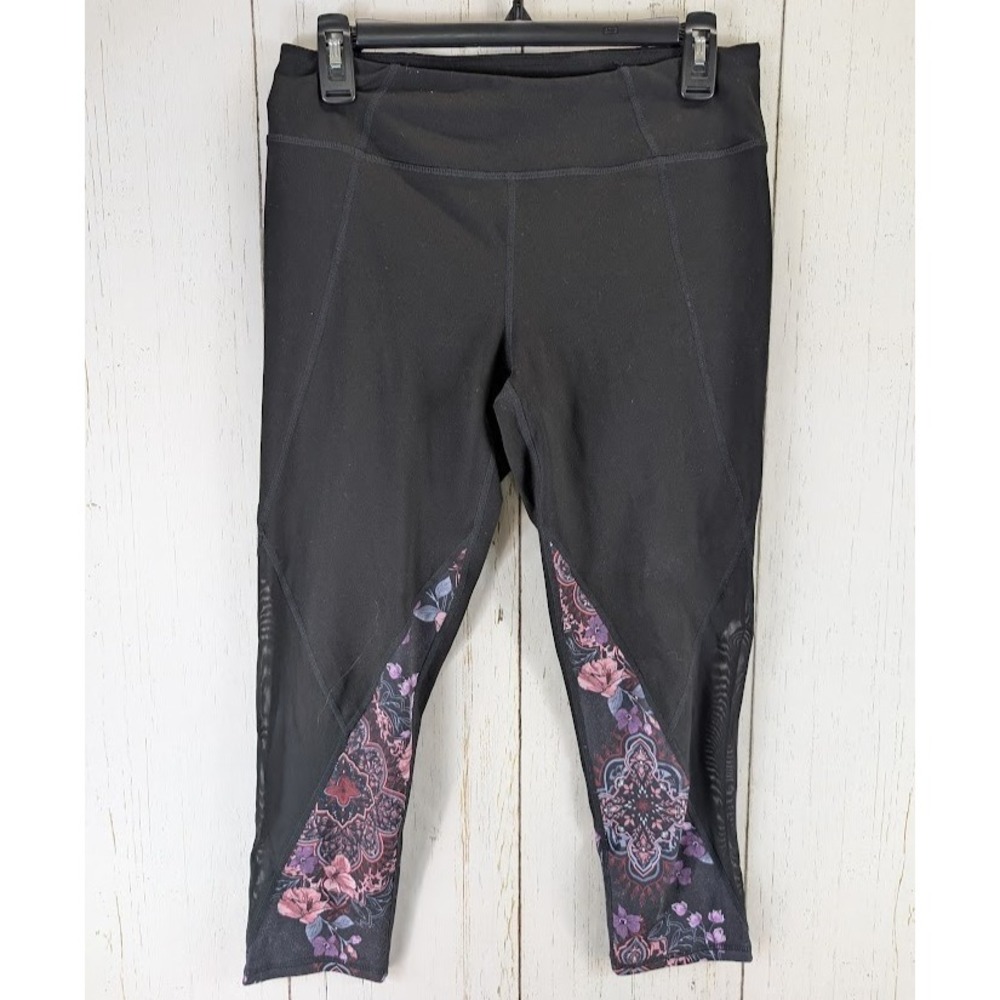Gaiam Size Medium Black Purple Floral‎ Crop Womens Active Leggings